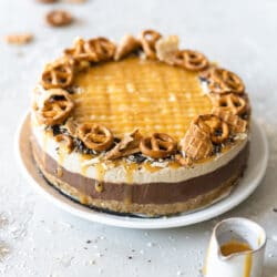 vegan-chocolate-salted-caramel-cheesecake