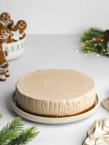 gingerbread cheesecake after setting in the fridge before decorating.